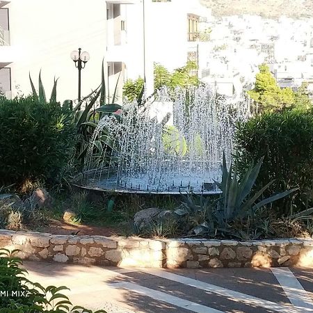 Beautiful House In Alimos Near To The Beach And Metro เอเธนส์ ภายนอก รูปภาพ