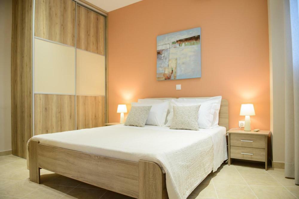 Beautiful House In Alimos Near To The Beach And Metro เอเธนส์ ภายนอก รูปภาพ